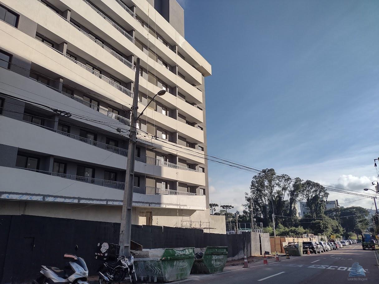 Apartamento à venda com 2 quartos, 34m² - Foto 2