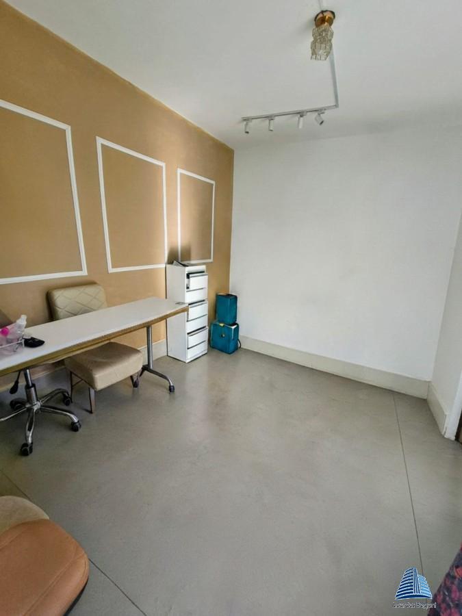 Casa, 6 quartos, 160 m² - Foto 9